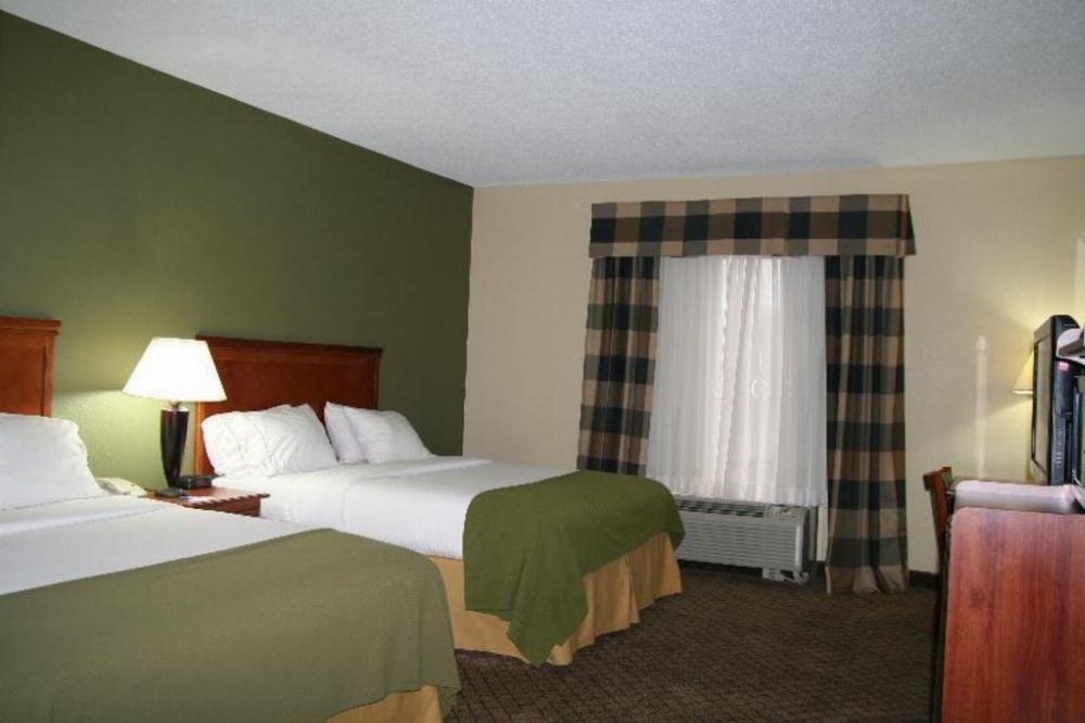 Holiday Inn Express Hotel & Suites Greenwood